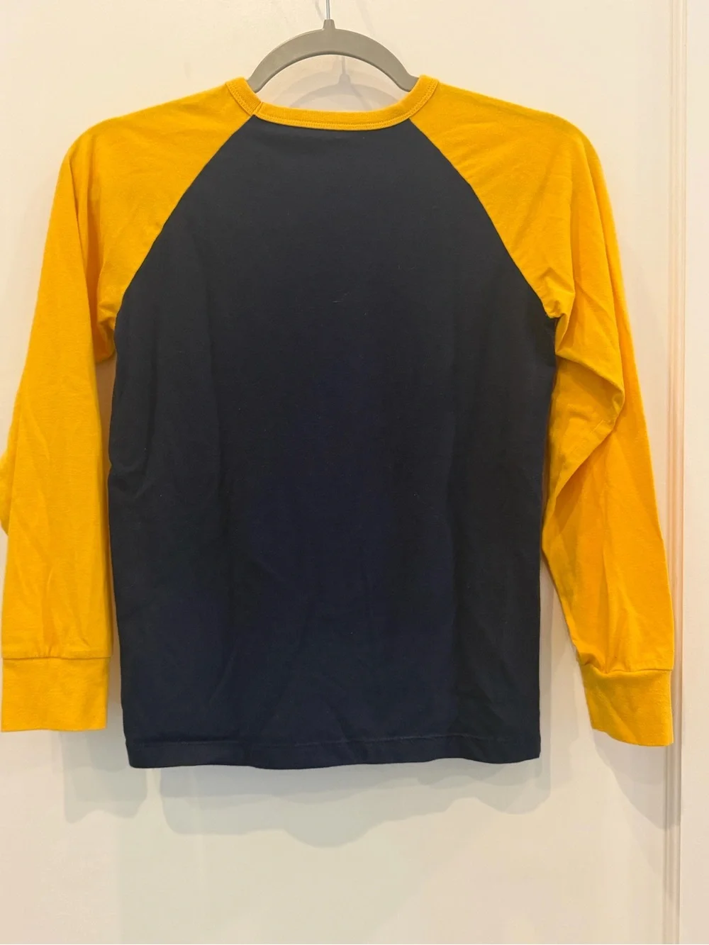 GAP raglan baseball shirt navy blue and yellow, boys size large